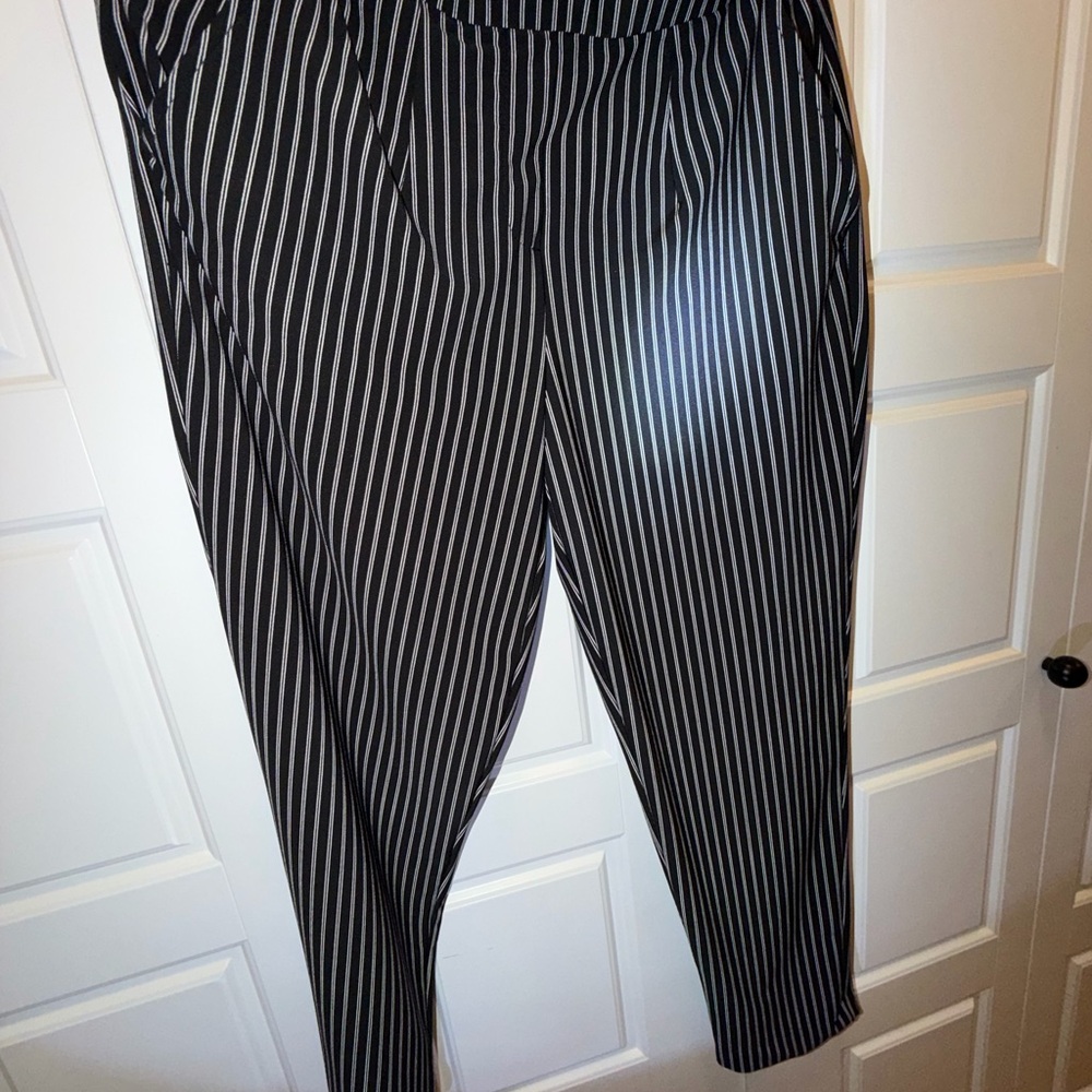 Hilary Radley Men's Black and White Striped Dress Pants